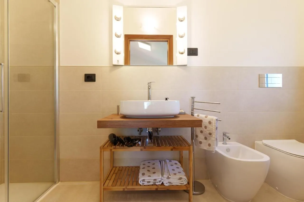 I 7 Meli Hotel Sarzana Guest house